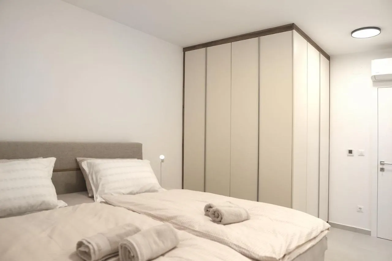 Brand New Apartment With Private Pool Njivice Croatia