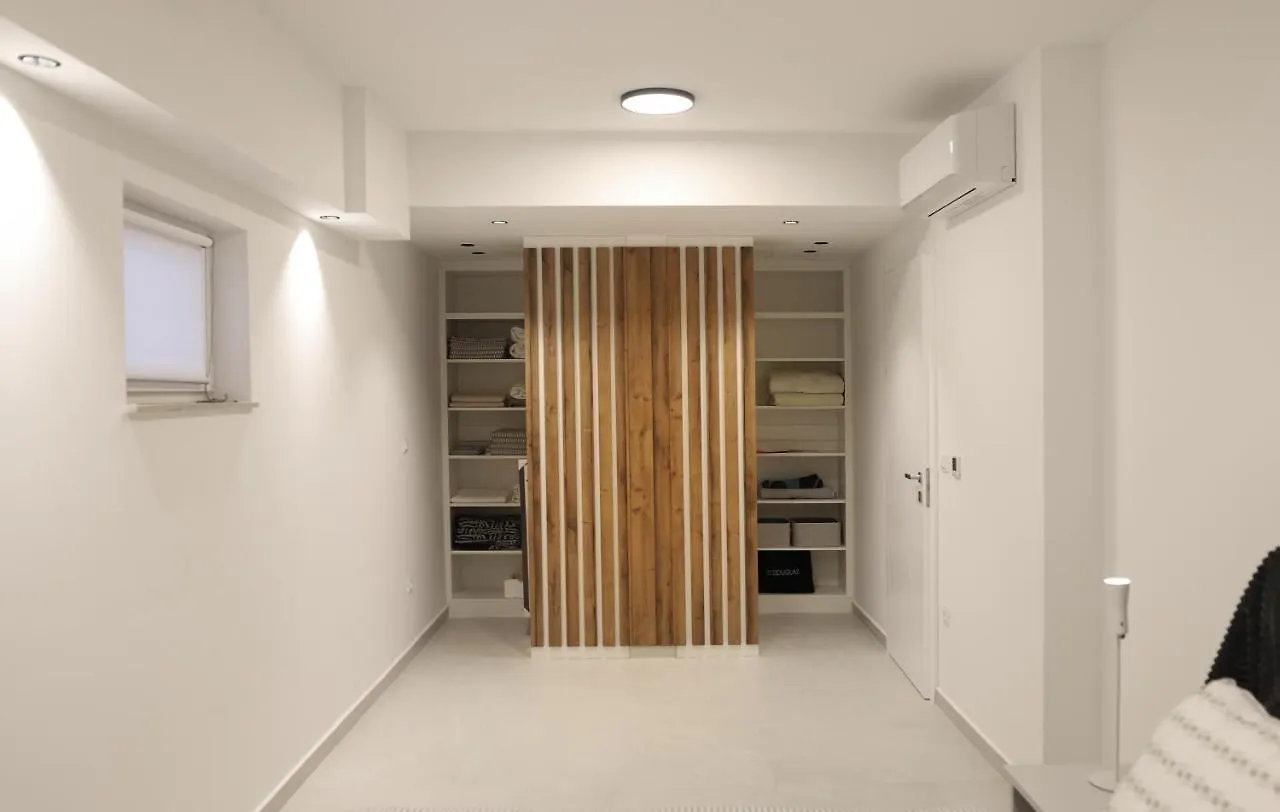 Brand New Apartment With Private Pool Njivice Croatia